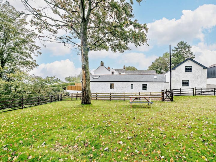 1 Bed In Lockerbie (Oc-93110) - Lockerbie
