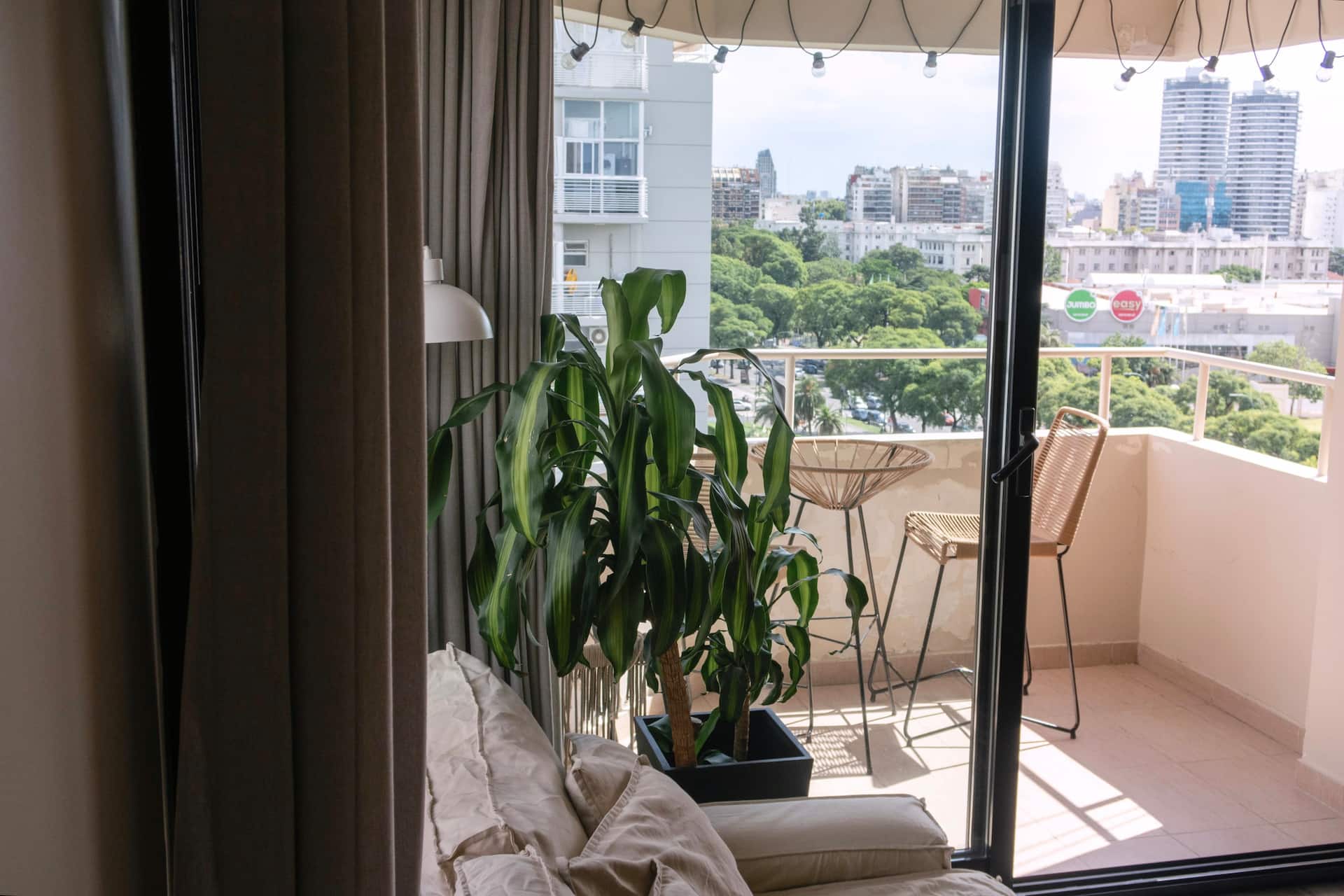 One-bedroom apartment with views in Palermo