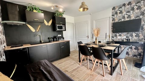 Cottage house with pool