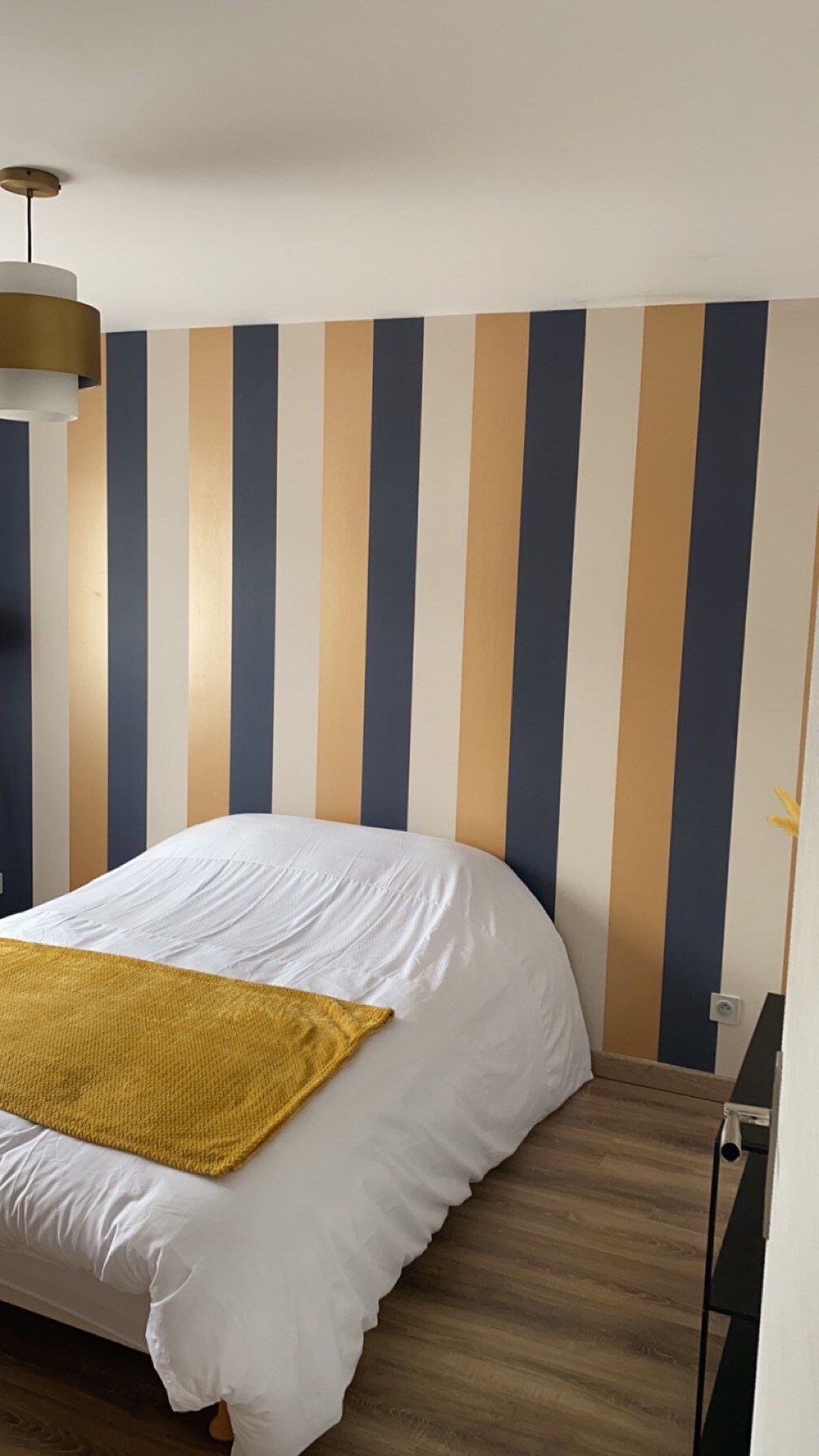 LIT 140 * 190
梳妆