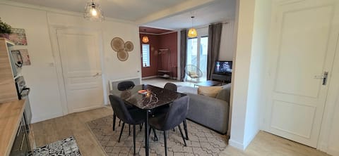Cozy quiet house - Garden - Parking - A/C