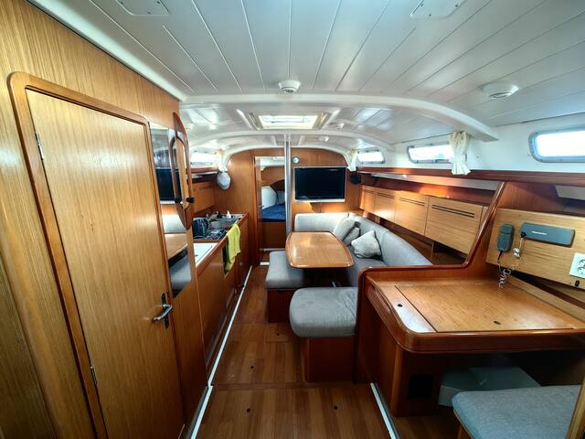 Sail Boat at Fenerbahce Marina gallery image 4