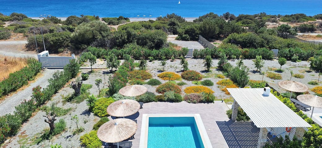 Pearl Beachfront Villa