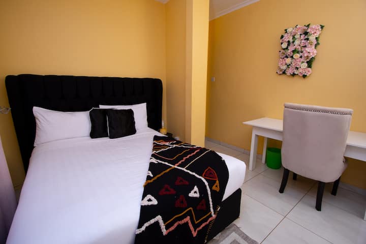 საძინებელი 4