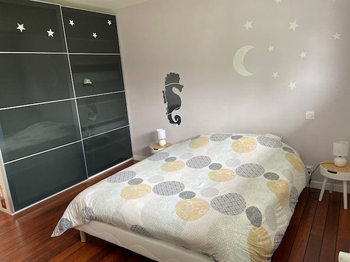 საძინებელი 4