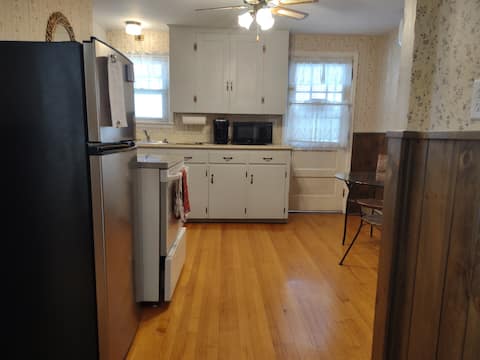 Top Airbnb: Spacious, Light Two BR Apartment - Full Kitchen in Massachusetts
