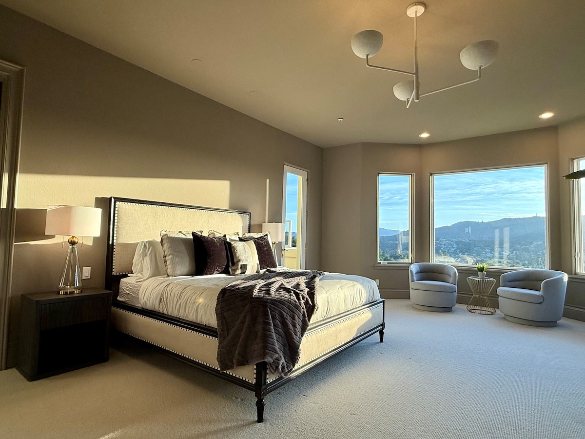 Stunning California Home | Pool, Mini Golf & Views