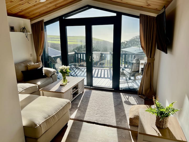 Super Comfy Dog Friendly Eco Lodge - Woolacombe