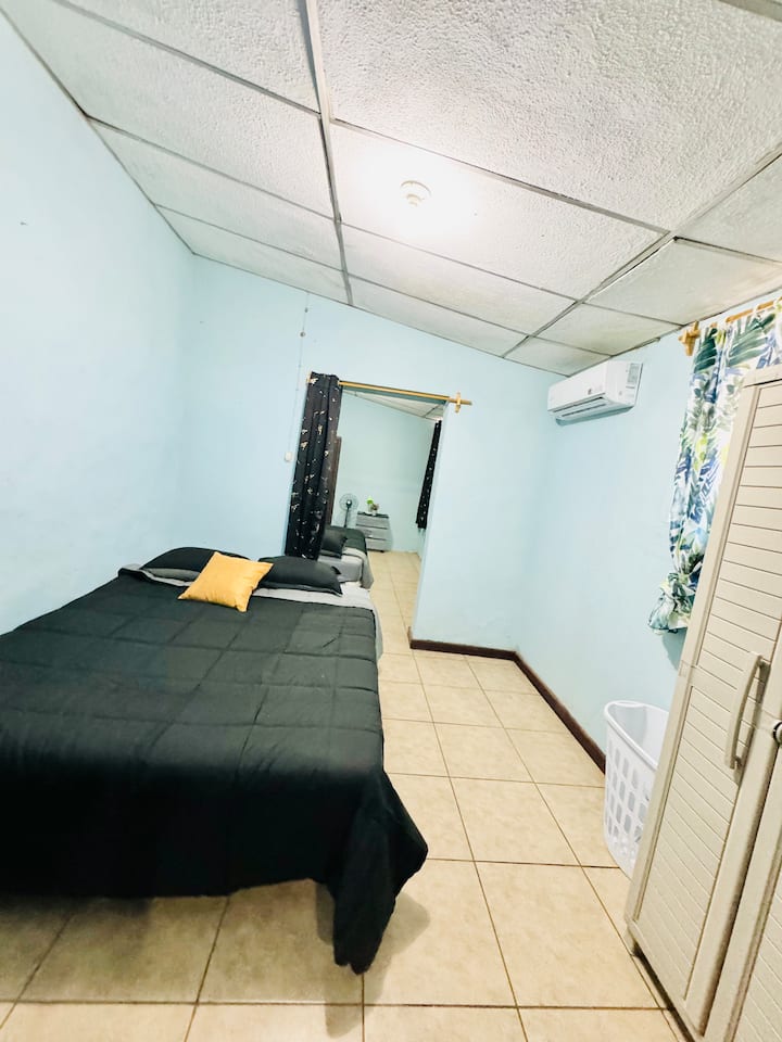 საძინებელი 1