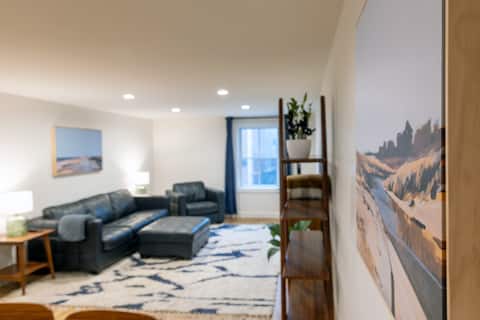 Top Airbnb: My Old Port Sanctuary - Lux by the water & dining in Portland / South Portland