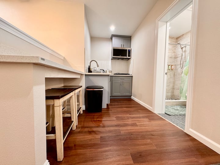 Private Entrance Studio - Baldwin Park, CA