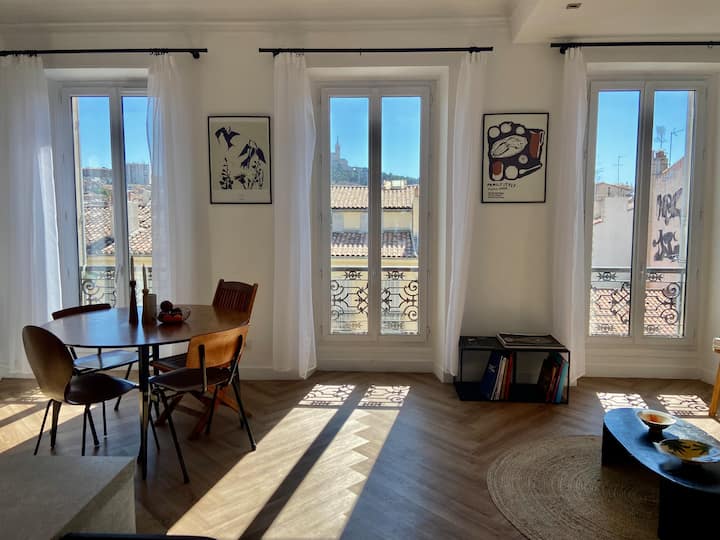 غرفة المعيشة