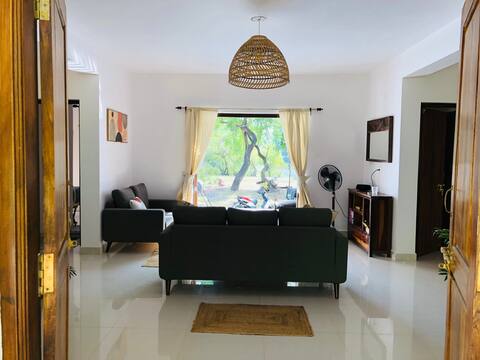 Cantas Peaceful Riverside 2 bedroom House