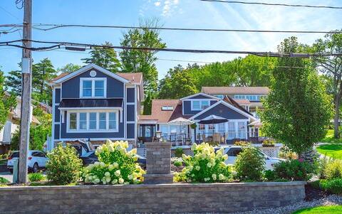7bedroom:  Lakeside Mansion  minutes from downtown