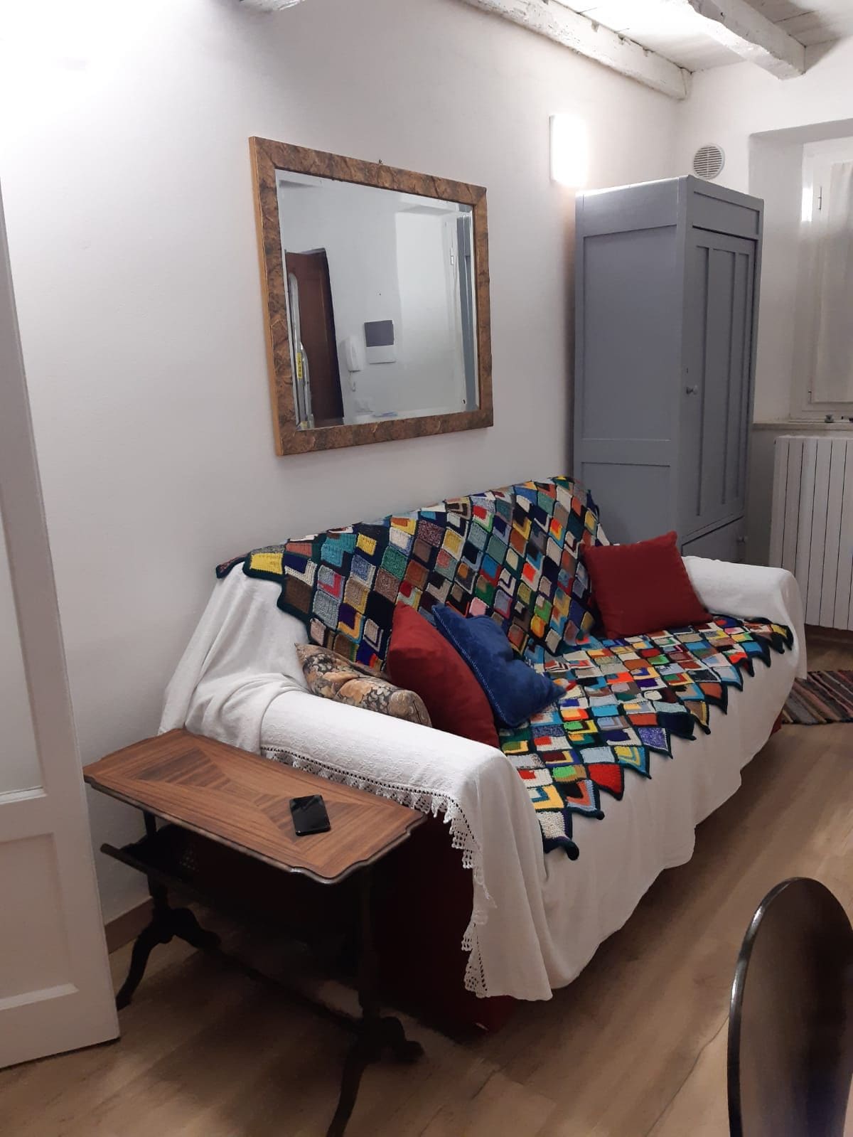 Propriété Airbnb réussie: Small bohemian apartment à Pavia