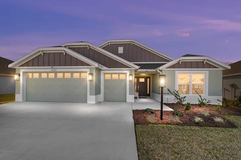 3/2 Designer Home W/ Golf Cart