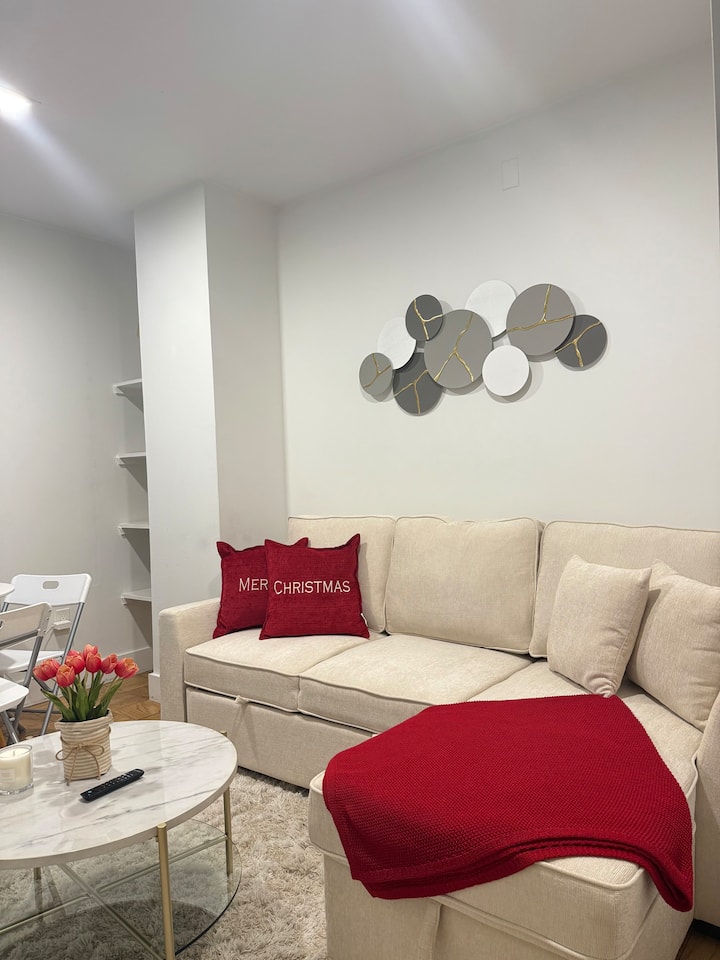 Cozy Gem Near Grand Central Area - New York City
