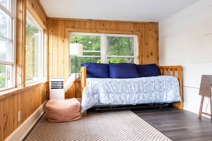 Riverbend Retreat - Moreau Lake State Park, Gansevoort