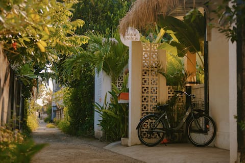 Nusa Lembongan 5-bedrooms (Sleeps 10)