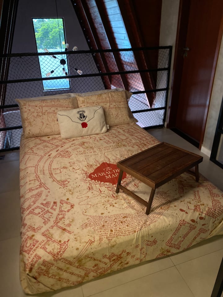 Room with HP-themed bedding