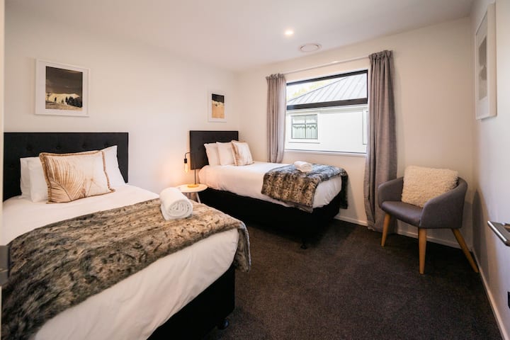 საძინებელი 2