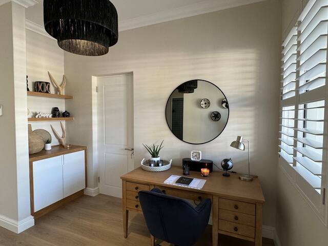 Lime Tree Cottage Constantia – luxury selfcatering gallery image 4