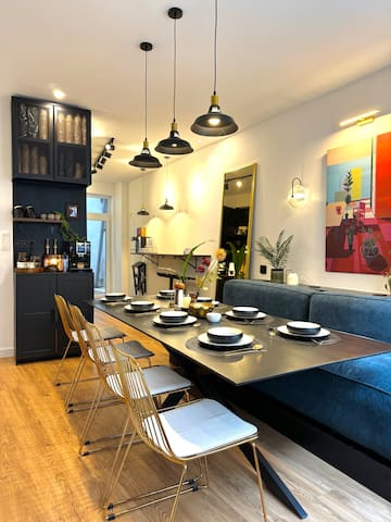 3 min walk-MEIR. Cozy 3/4BR house.