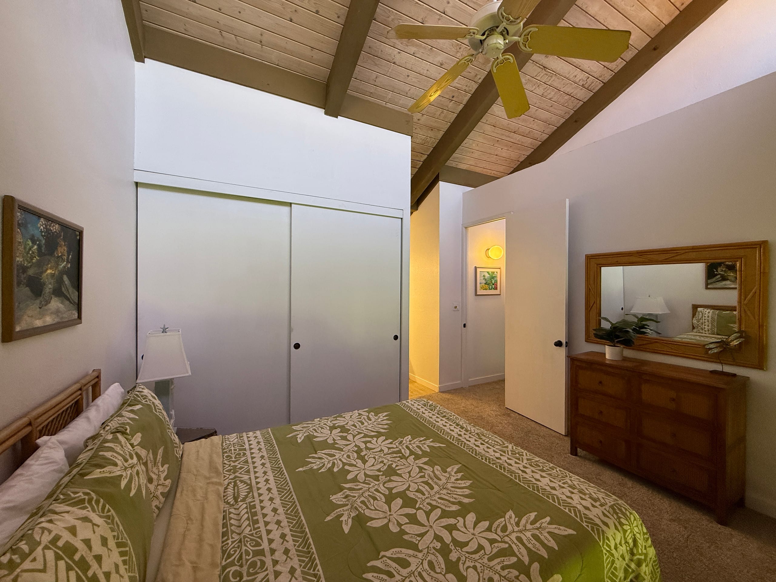 Condo in Kihei · ★4.9 · 2 bedrooms · 2 beds · 2 private baths - Image 10
