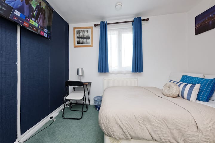 Spálňa 4