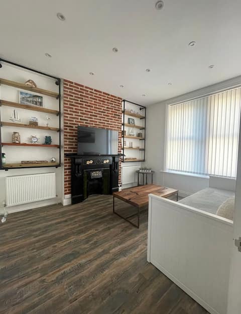 Central Luxury Apartment
