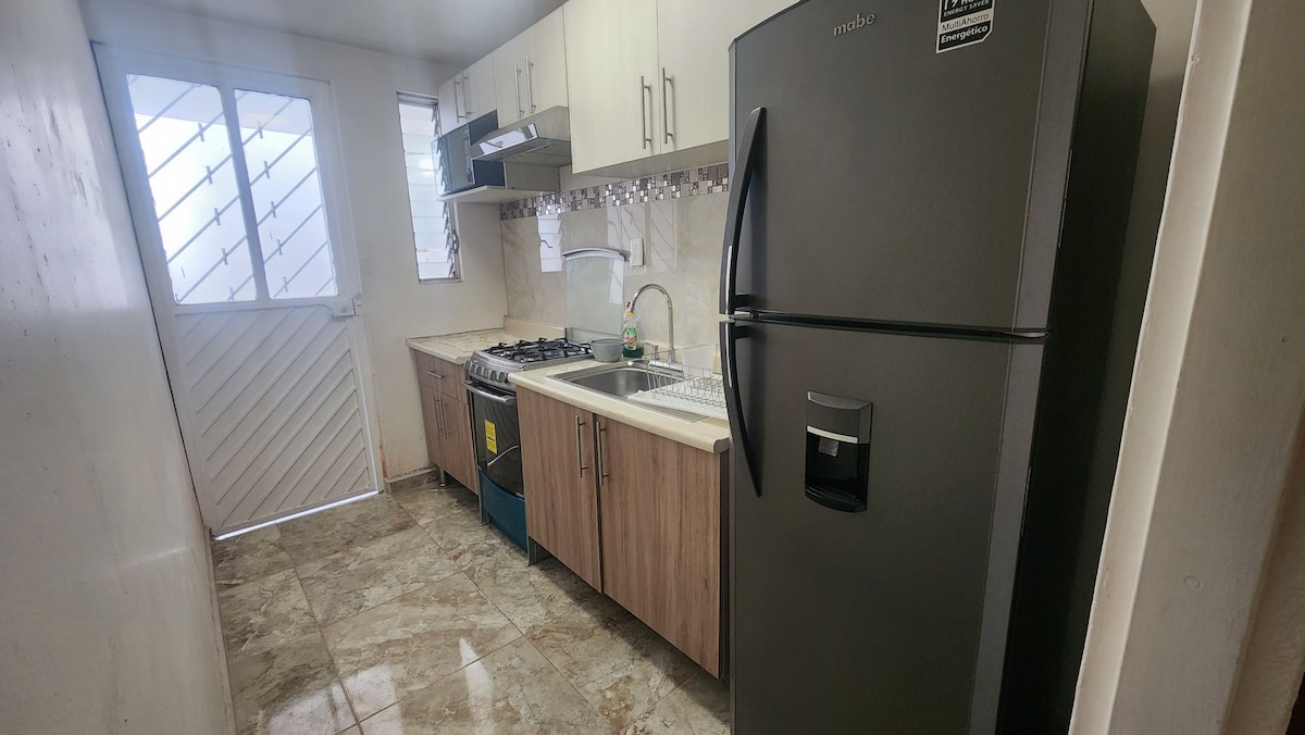 Top Airbnb: 8 guests 6 beds, downtown CD. in Virreyes