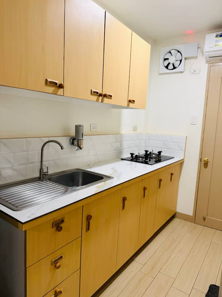 2-bedroom Apartment With Starlink Wifi In Mambajao - Camiguin