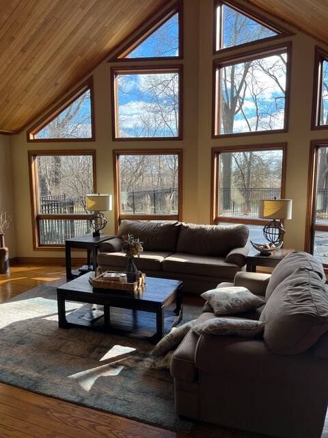 Thames River Retreat