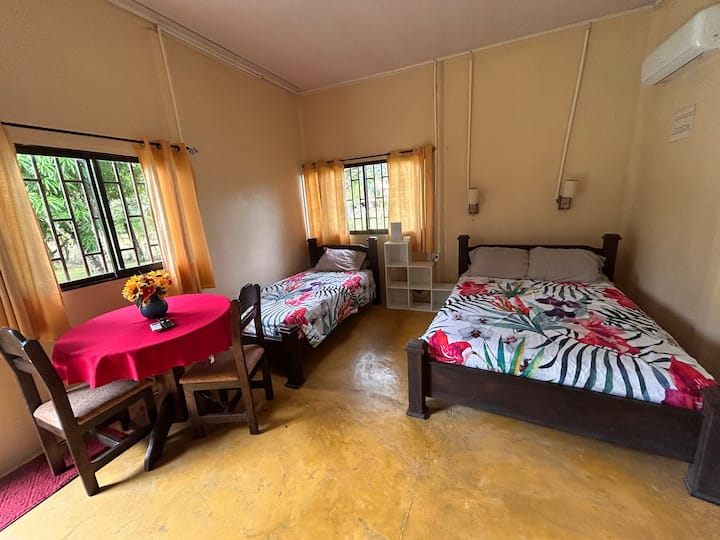 Capacité d'accueil : trois lits pour trois personnes