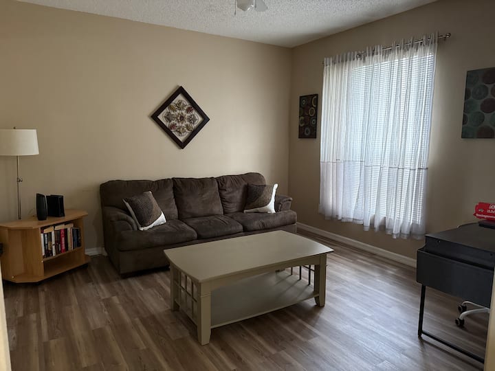 Spacious 5br (6 Beds) 3ba Vacation Home! - Davenport, FL