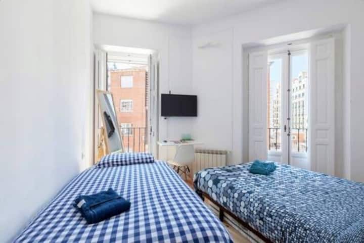 Habitación A 1 Min Gran Vía - Madrid