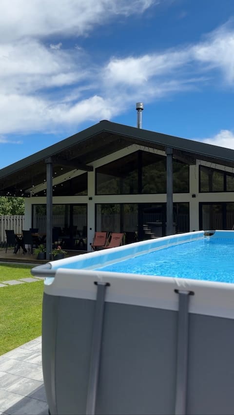 Boiko house with chan jacuzzi and pool