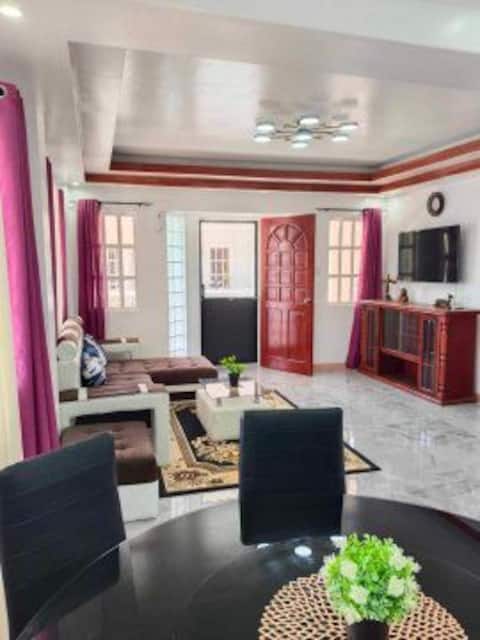 Kimz Apartment and Transient