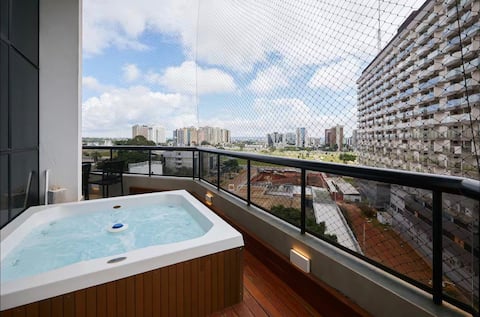 Premium duplex with jacuzzi in the heart of the city