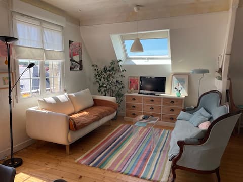 Top performing Airbnb: Charm and the sea! in Lion Sur Mer