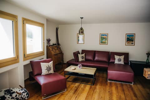 Successful Airbnb property: Muntanella and in Sils Im Engadin/Segl