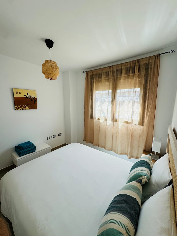 غرفة النوم 2