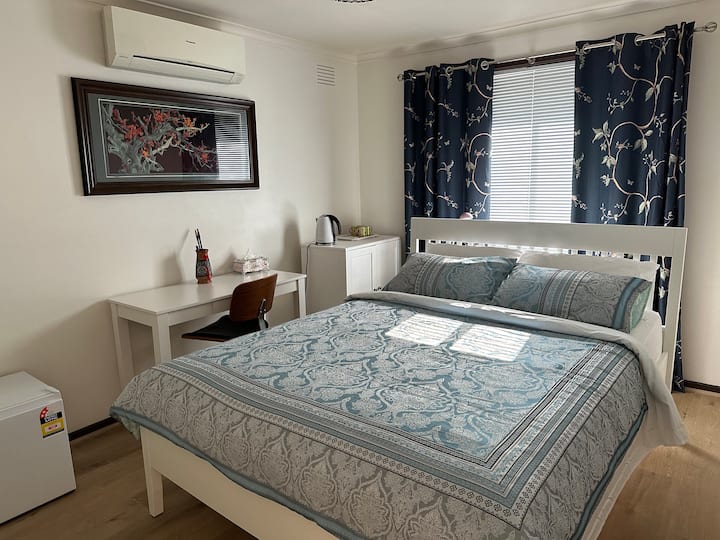 Motel-style Separate Suite For Rent - Dandenong