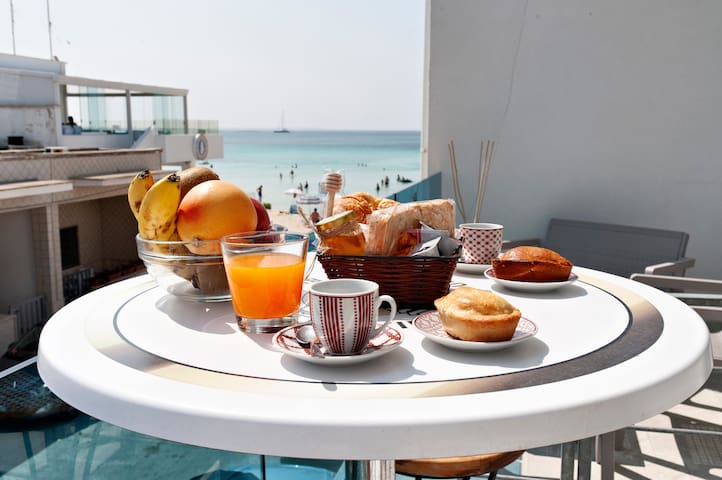 Caboto Balcony – Sea ​​Front – WI FI