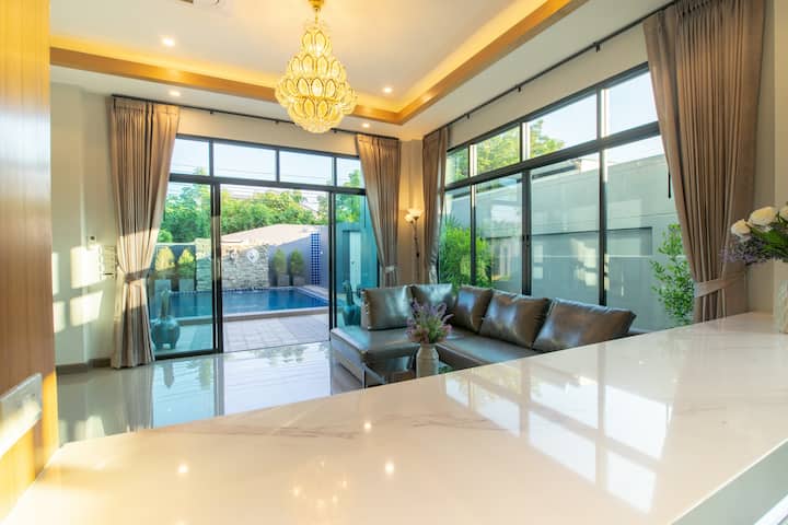 Moonlight Sky Private Pool Villa-stay Near Airport - Thailand