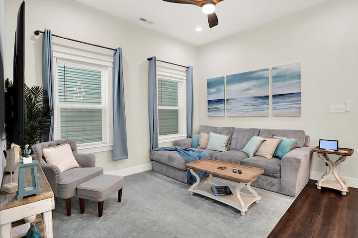 Indy Beach House! - Indianapolis, IN