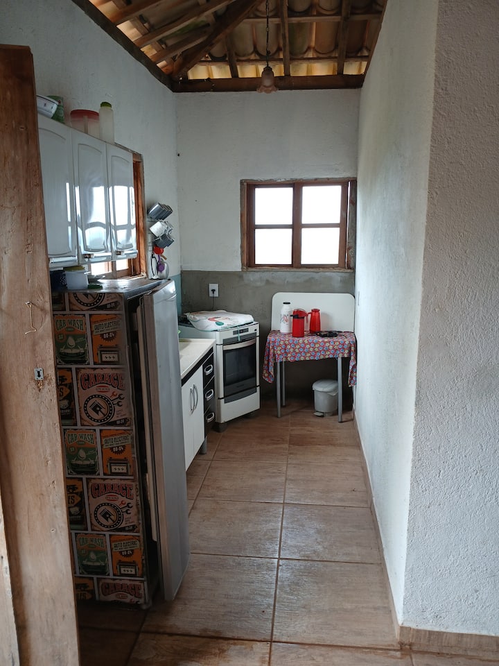 Casinha Simples Na Montanha 4x4 - Caxambu