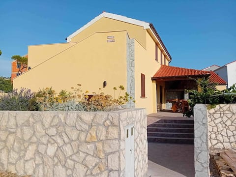 Villa Roales