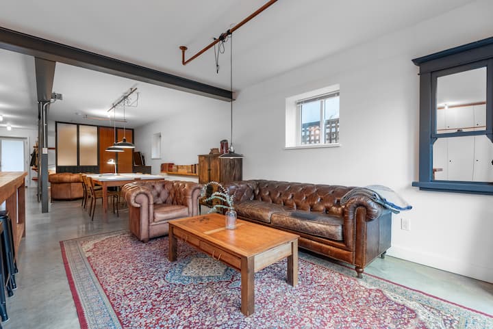 Strathcona Atelier - Vancouver
