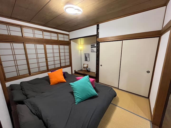 საძინებელი 1